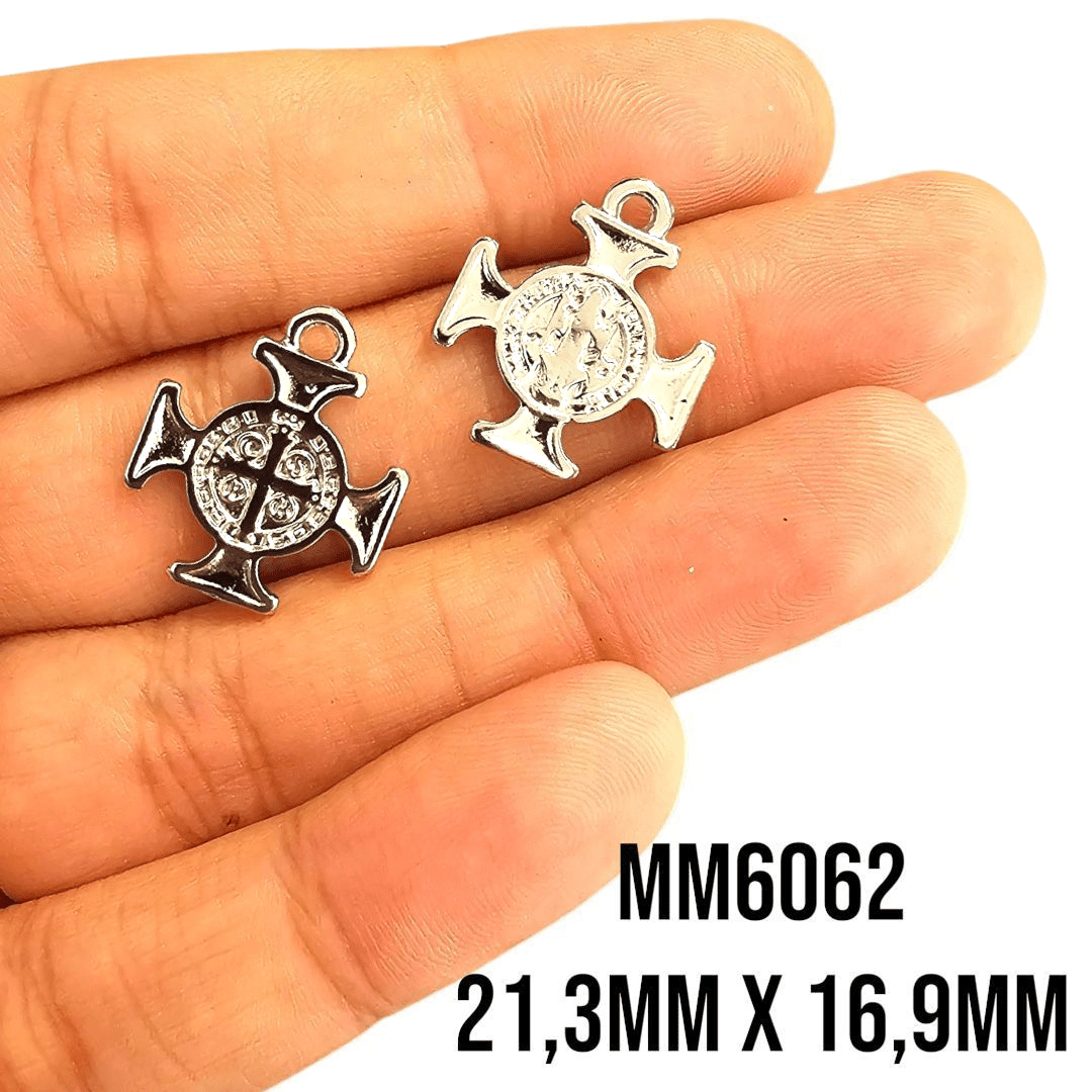 PINGENTE CRUZ DE MALTA - MM6062 - 21,3MM X 16,9MM - C/2