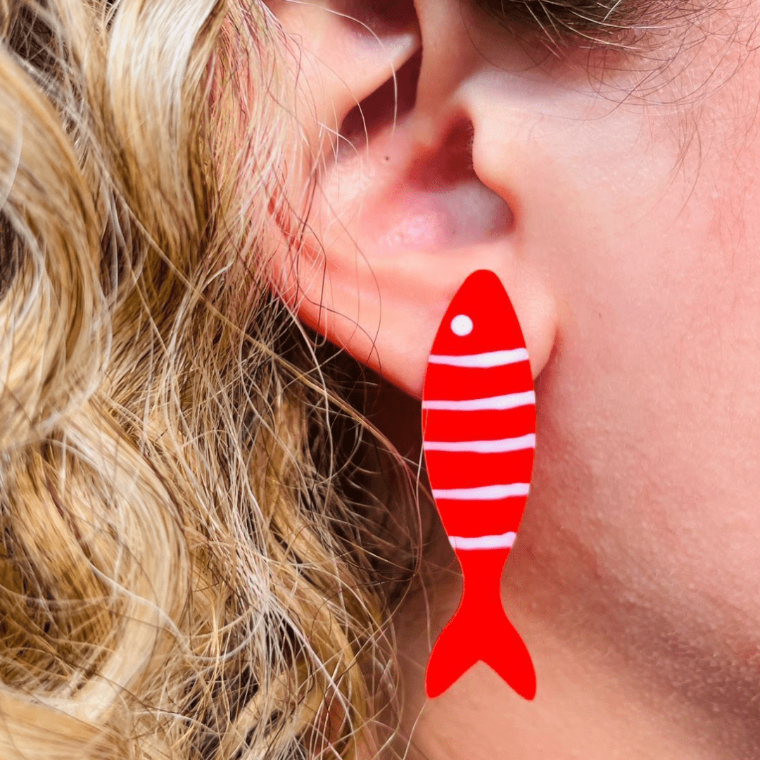 BRINCO PEIXE ESCAMA PINTADA ACRILICO - 47MM X 12,8M - PAR