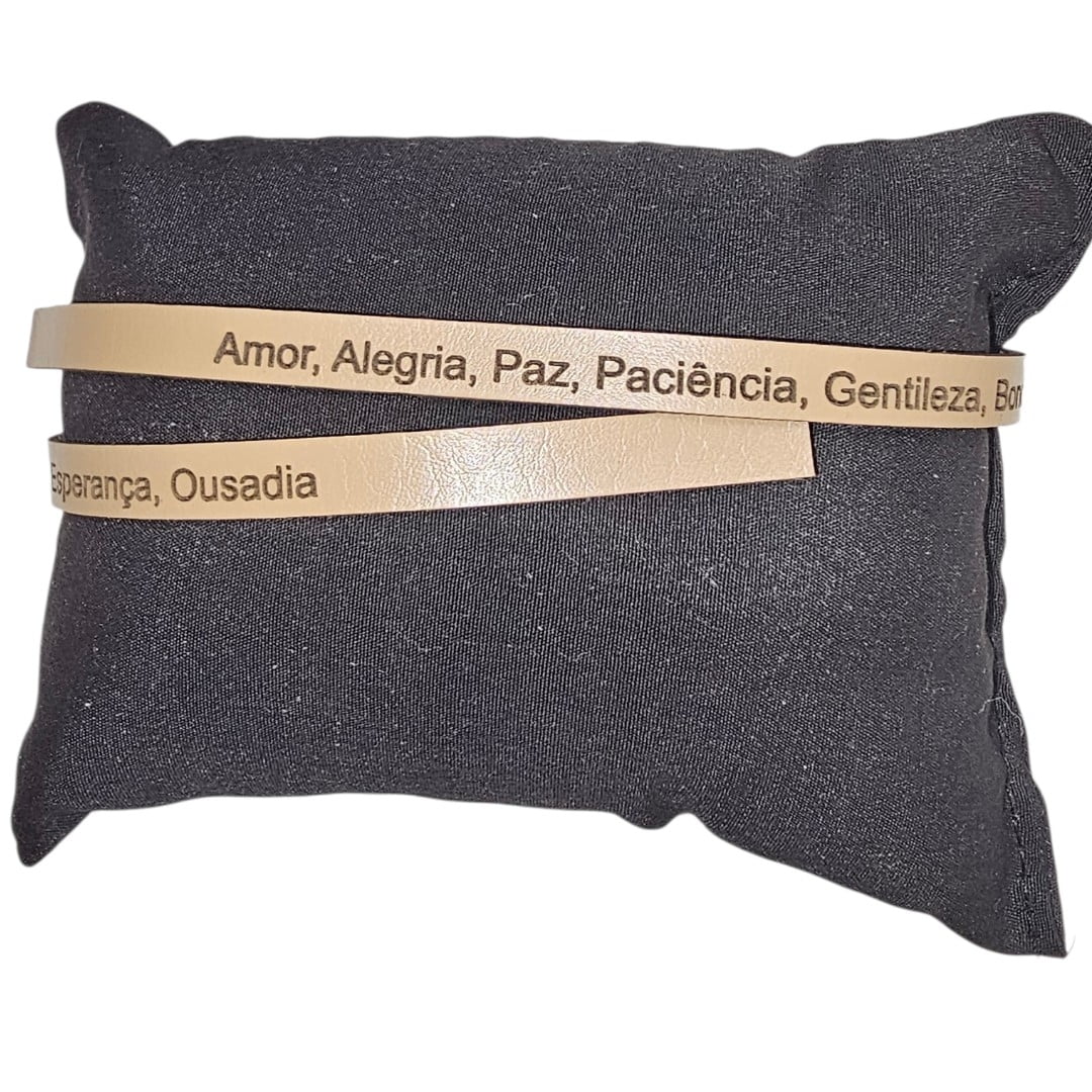 TIRA COURO DIZERES A1 - 34CM X 0,8CM - UND 