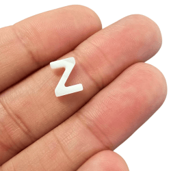 ENTREMEIO MADREPÉROLA LETRA - 10MM - UND