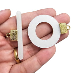 FECHO T - MA01 - ACRILICO -  UND