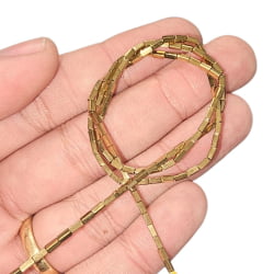 Fio de Hematita Prateada Retangular para Montagem - 3,0MM X 1,5MM - UND Fio de Hematita Prateada Retangular para Montagem - 3,0MM X 1,5MM - UND