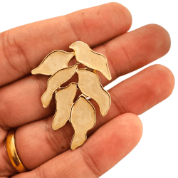 PINGENTE ESMALTADO  FOLHA - 44,4MM X 32,5MM - DOURADO - UND