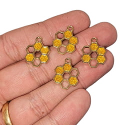PINGENTE FAVO DE MEL COLORS - 18,7MM X 14,8MM - DOURADO - C/4