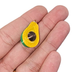 PINGENTE FRUTA - DOURADO - 30MM - UND