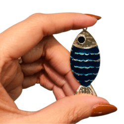 PINGENTE PEIXE BARRIGUDINHO ESMALTADO - 47MM X 21MM - UND