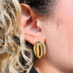 BRINCO BUZIOS - 26,9MM X 17,9MM - PAR