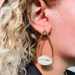 BRINCO GOTA BUZIOS - 60MM X 28,8MM - PAR