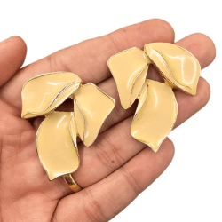 PINO DE BRINCO 13484 - ESMALTADO - DOURADO - 46,3MM X 39,0MM - PAR